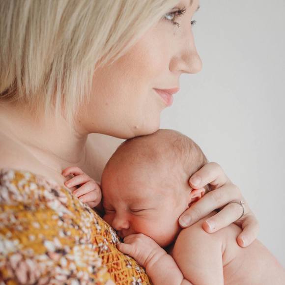 Meet your Posher, Robin - Picture 1 of 1